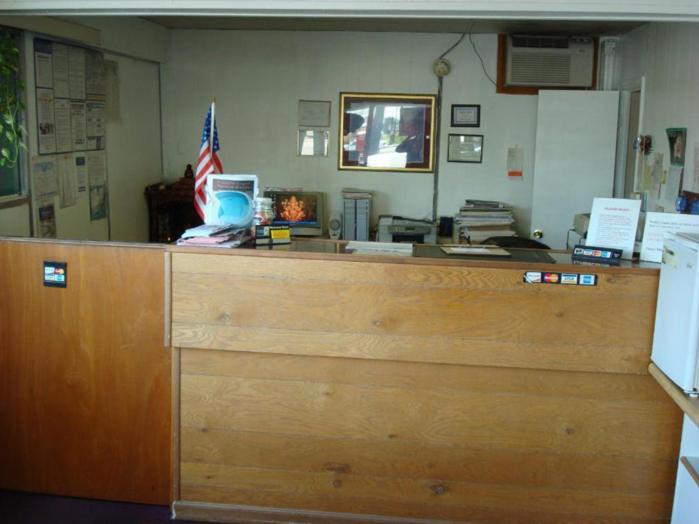 Gray Plaza Motel Benton Luaran gambar