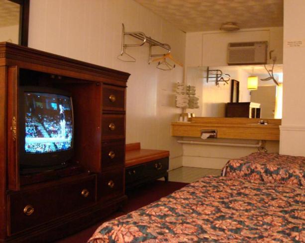 Gray Plaza Motel Benton Luaran gambar